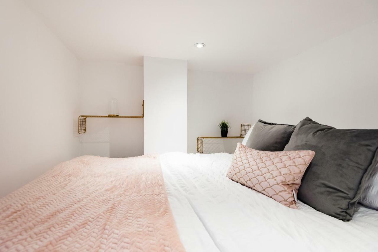 Stylish Hyde Park Apartment Londra Exterior foto