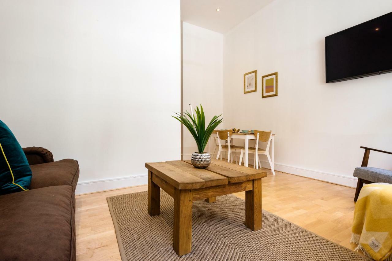 Stylish Hyde Park Apartment Londra Exterior foto