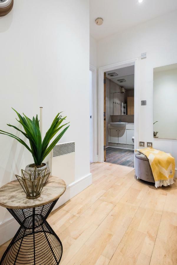 Stylish Hyde Park Apartment Londra Exterior foto